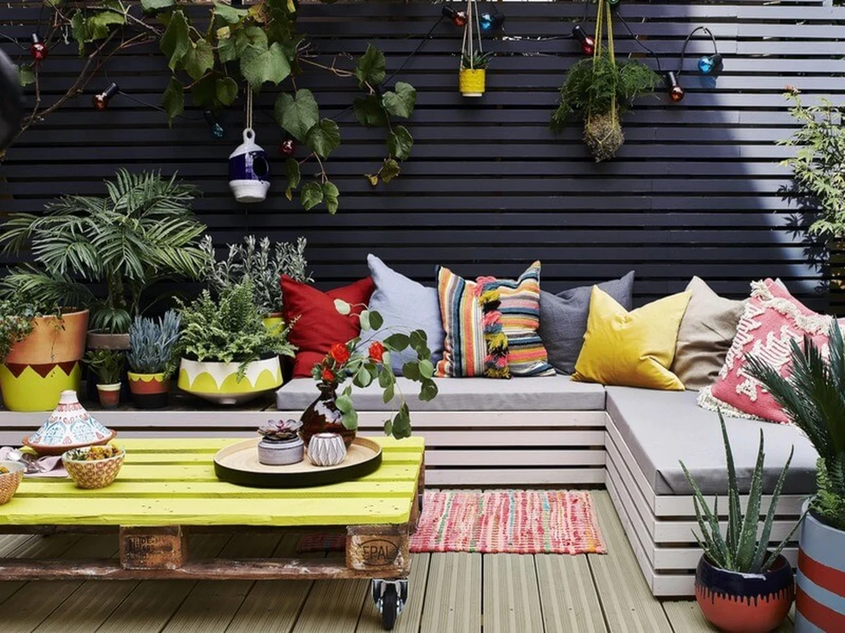 Decking Boards in Sevenoaks by Sevenoaks Painters