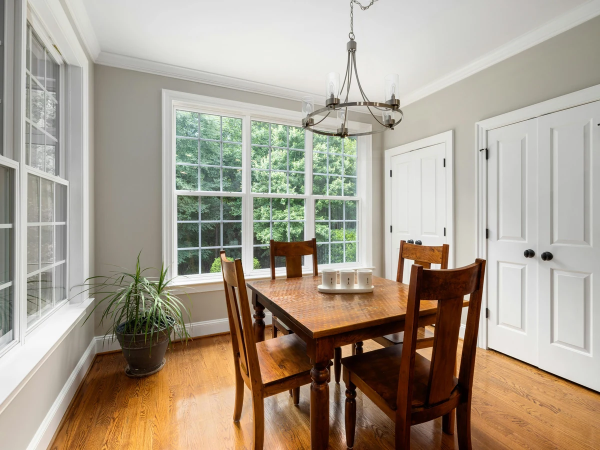 Dining Room Painters in Sevenoaks by Sevenoaks Painters, professional painters in Sevenoaks